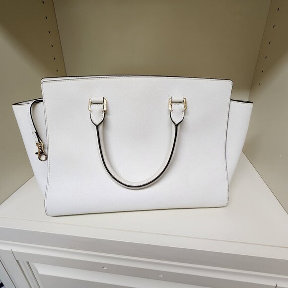Michael Kors Selma Tote White/Gold with matching wallet - Picture 3 of 13